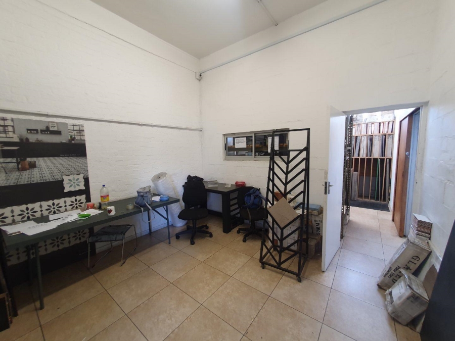 To Let commercial Property for Rent in Paarden Eiland Western Cape